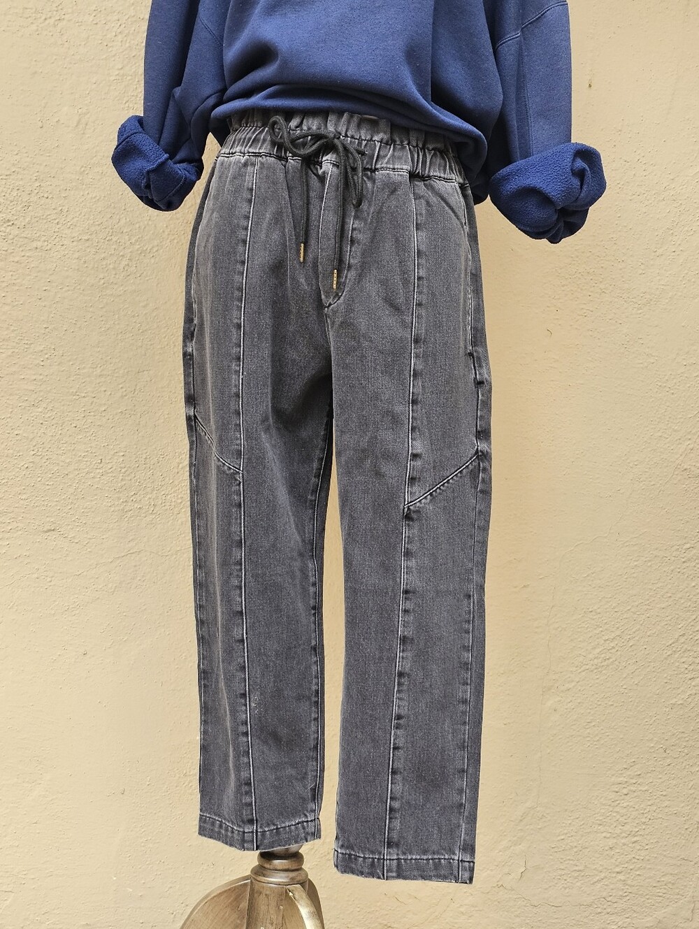 PISTOLA Cam Paperbag Pants in Salem Size M